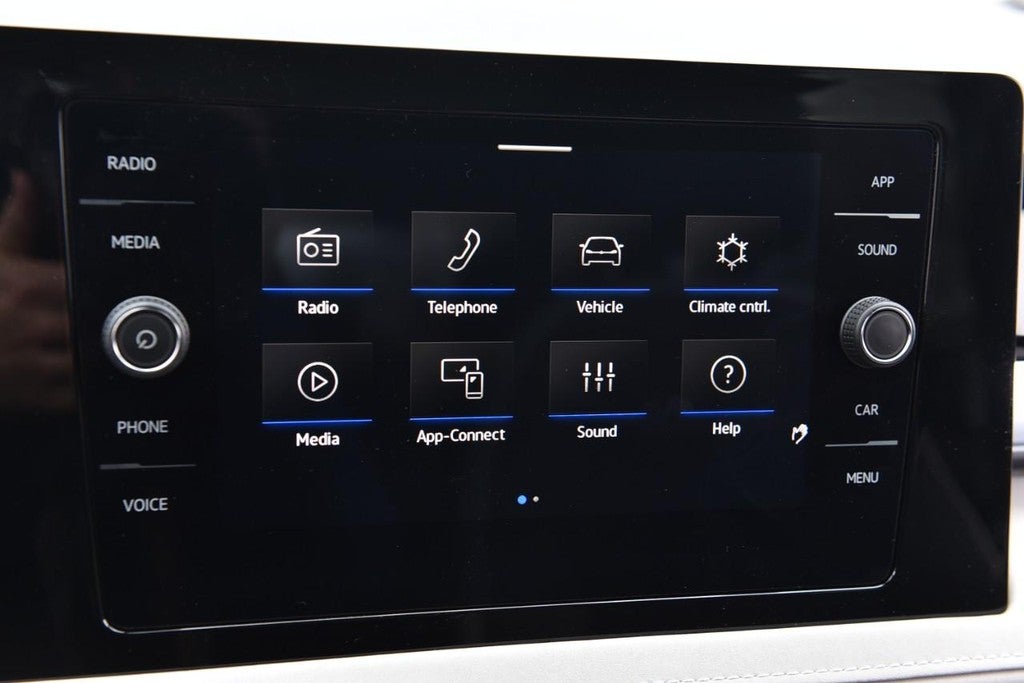 2025 Volkswagen Taos SE FWD