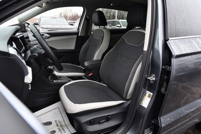 2025 Volkswagen Taos SE FWD