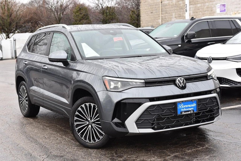2025 Volkswagen Taos SE FWD