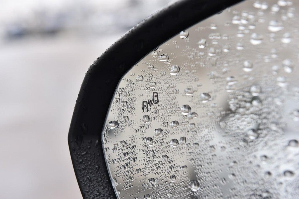 2025 Volkswagen Taos SE FWD