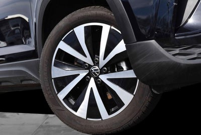 2023 Volkswagen Taos SE FWD