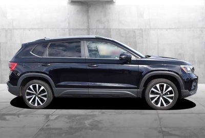 2023 Volkswagen Taos SE FWD