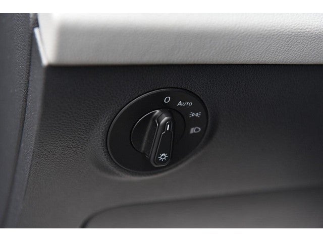 2023 Volkswagen Taos SE FWD