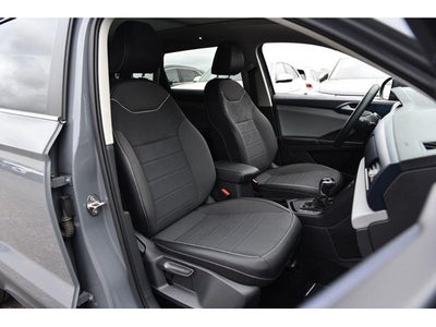 2023 Volkswagen Taos SE FWD