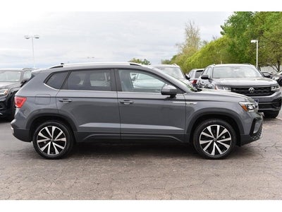 2023 Volkswagen Taos SE FWD