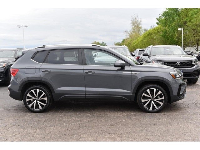 2023 Volkswagen Taos SE FWD