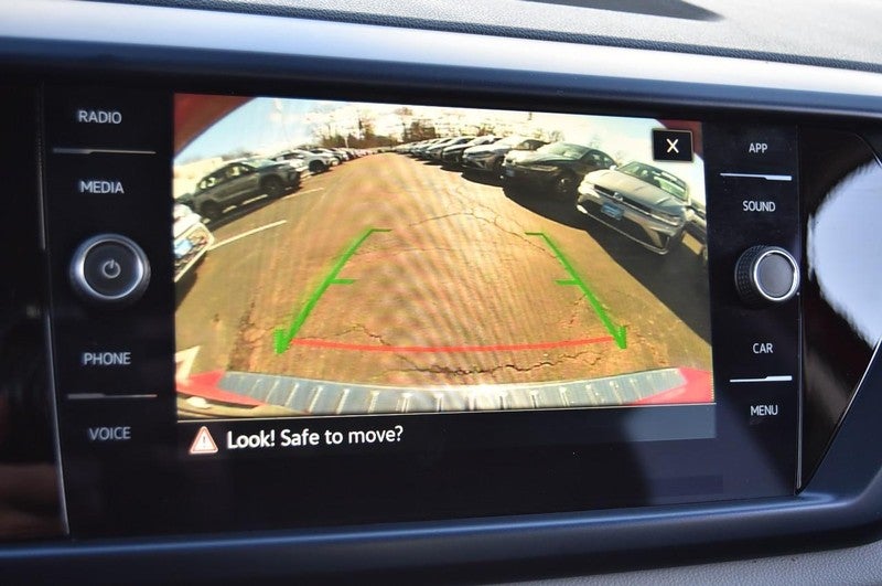 2023 Volkswagen Taos SE FWD