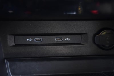 2023 Volkswagen Taos SE FWD