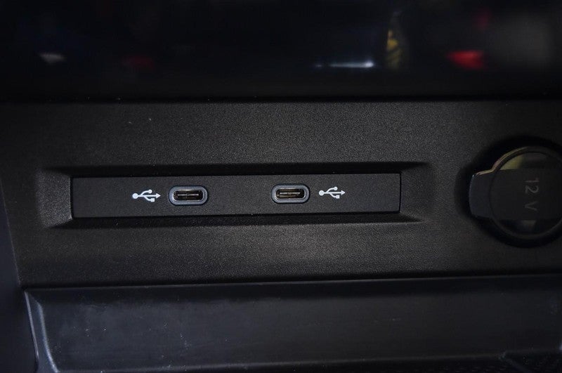 2023 Volkswagen Taos SE FWD