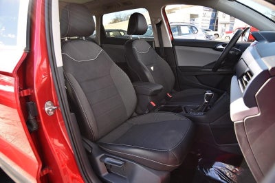 2023 Volkswagen Taos SE FWD