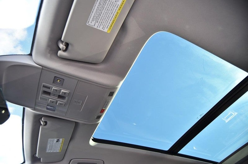 2023 Volkswagen Taos SE FWD