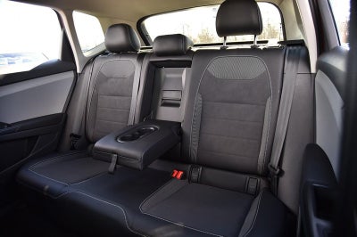 2023 Volkswagen Taos SE FWD