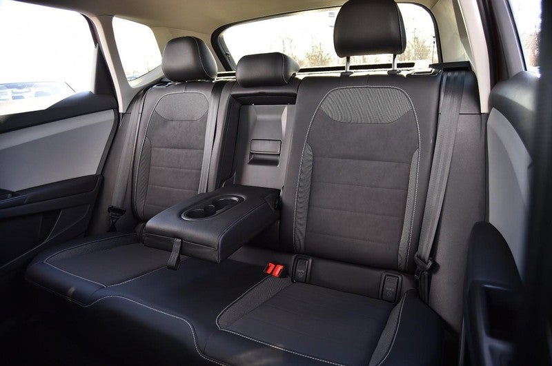 2023 Volkswagen Taos SE FWD