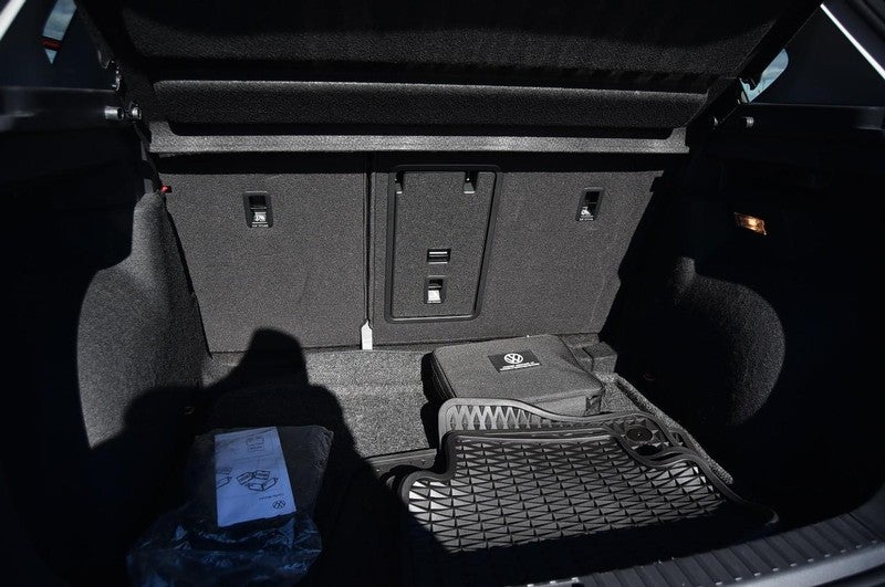 2023 Volkswagen Taos SE FWD