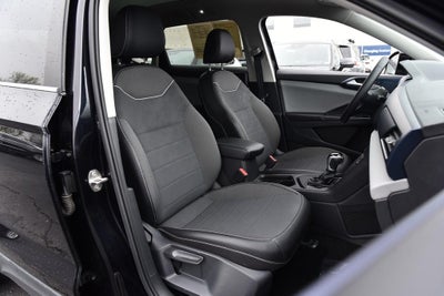 2023 Volkswagen Taos SE FWD