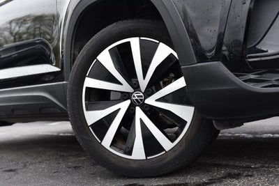 2023 Volkswagen Taos SE FWD