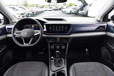 2023 Volkswagen Taos SE FWD