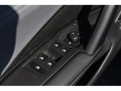 2025 Volkswagen Tiguan SE R-Line Black