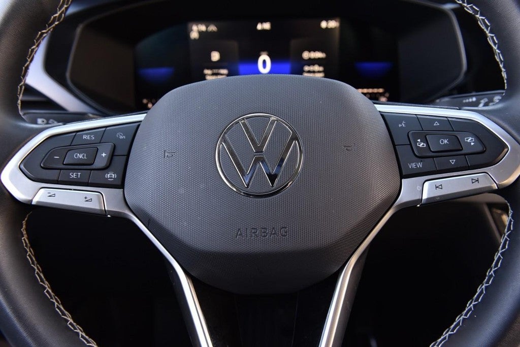 2022 Volkswagen Taos SE FWD