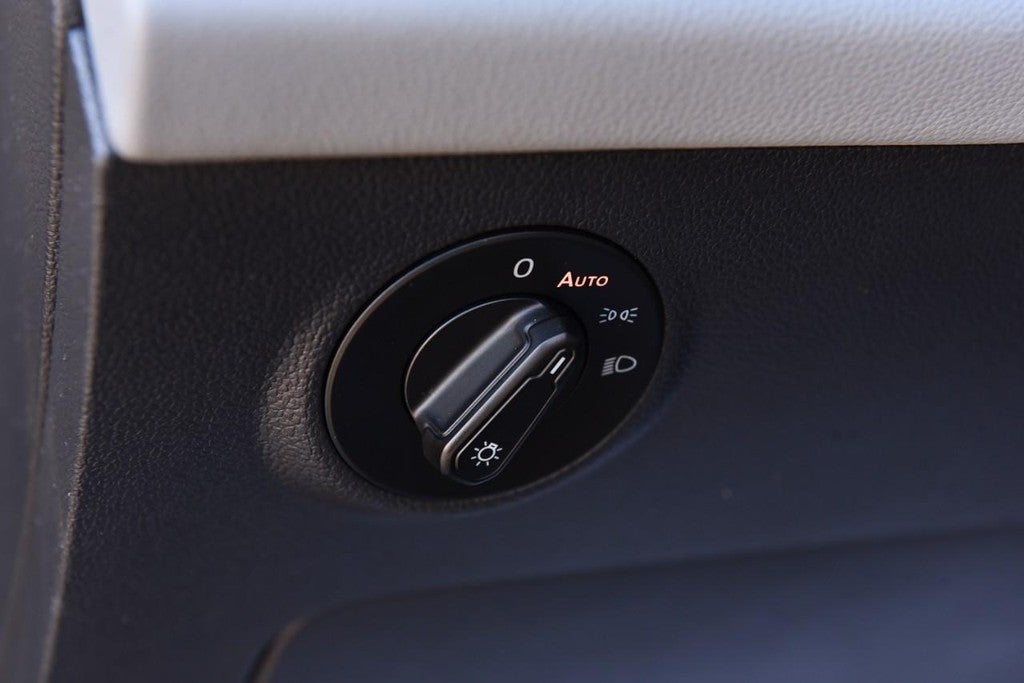 2022 Volkswagen Taos SE 4MOTION