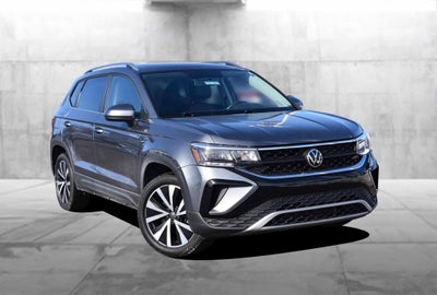 2022 Volkswagen Taos SE 4MOTION