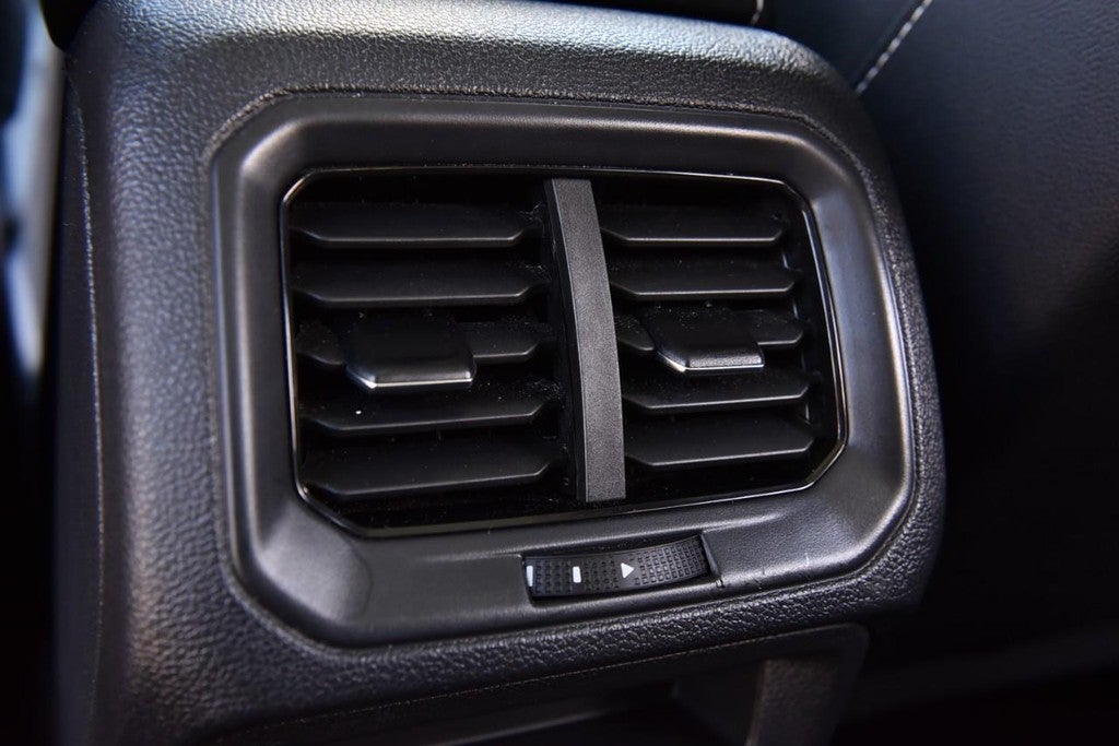 2022 Volkswagen Taos SE 4MOTION