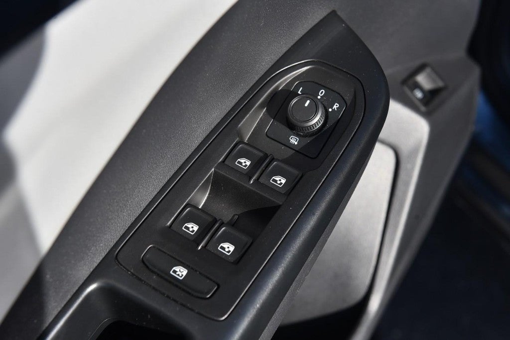 2022 Volkswagen Taos SE 4MOTION