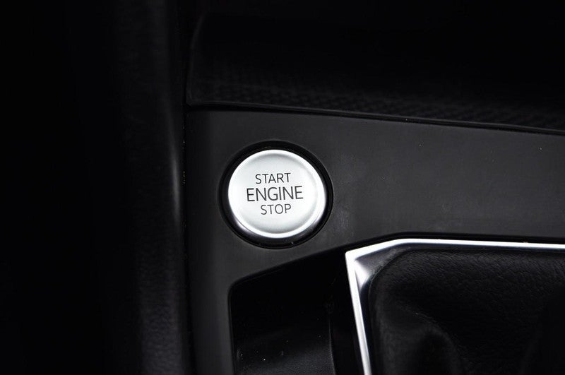 2022 Volkswagen Taos SE FWD