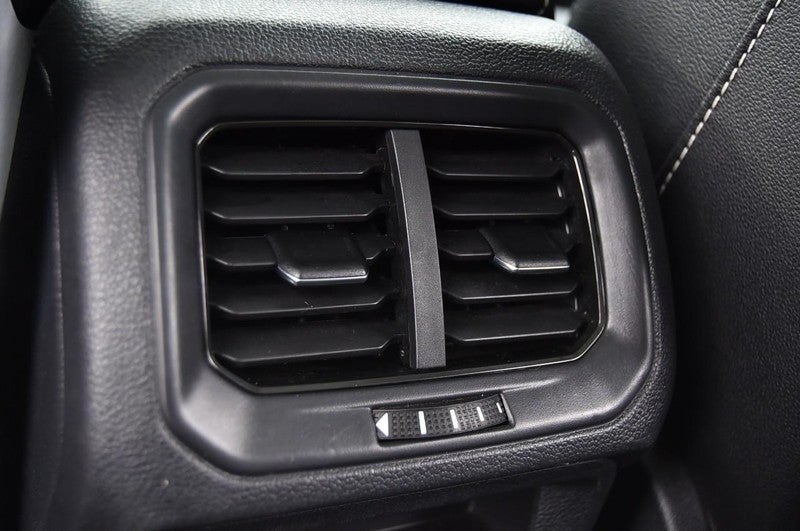 2022 Volkswagen Taos SE FWD