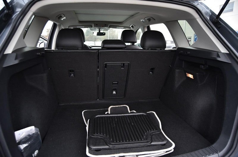 2022 Volkswagen Taos SE FWD