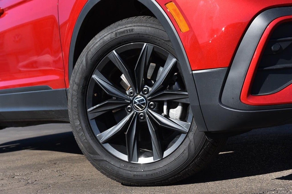 2024 Volkswagen Tiguan 2.0T SE 4MOTION