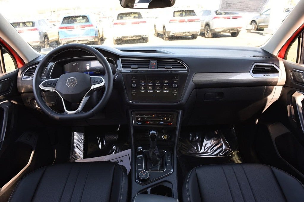 2024 Volkswagen Tiguan 2.0T SE 4MOTION