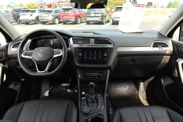 2024 Volkswagen Tiguan 2.0T SE