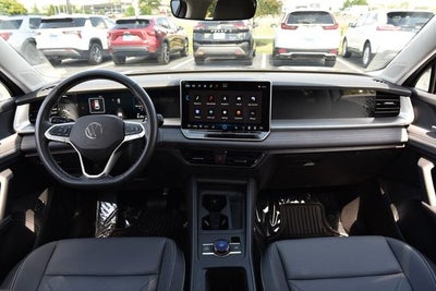 2025 Volkswagen Tiguan 2.0T SE