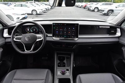 2025 Volkswagen Tiguan 2.0T SE