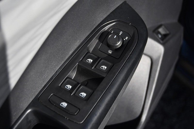 2022 Volkswagen Taos S 4MOTION