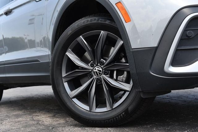 2024 Volkswagen Tiguan 2.0T SE