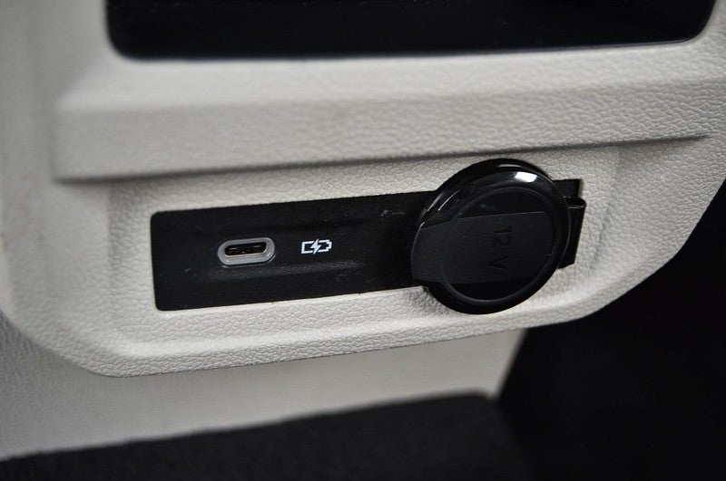 2023 Volkswagen Tiguan 2.0T SE FWD