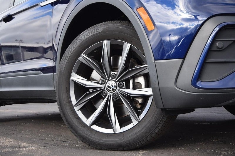 2023 Volkswagen Tiguan 2.0T SE FWD