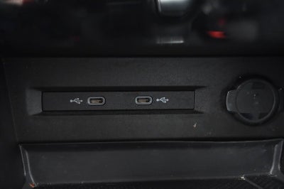 2023 Volkswagen Taos SE 4MOTION