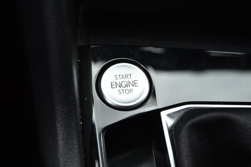 2023 Volkswagen Taos SE 4MOTION