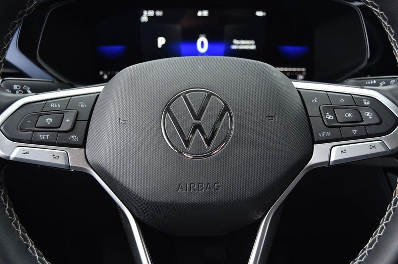 2023 Volkswagen Taos SE 4MOTION