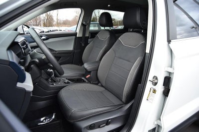 2023 Volkswagen Taos SE 4MOTION