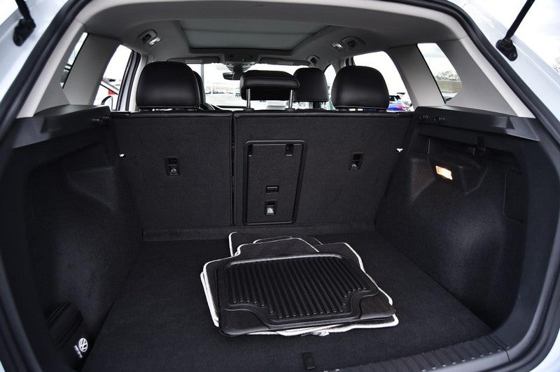 2023 Volkswagen Taos SE 4MOTION