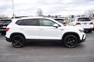 2023 Volkswagen Taos SE 4MOTION