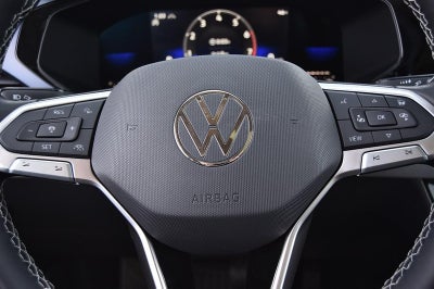 2023 Volkswagen Taos SE 4MOTION