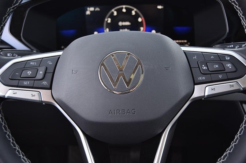 2023 Volkswagen Taos SE 4MOTION