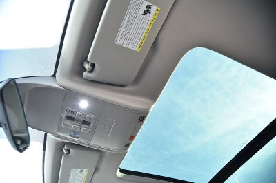 2023 Volkswagen Taos SE 4MOTION