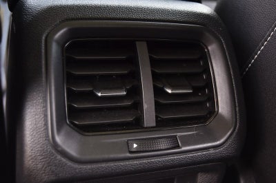 2023 Volkswagen Taos SE 4MOTION