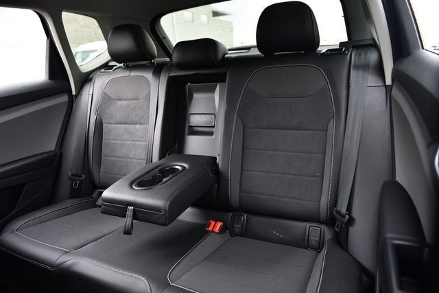 2023 Volkswagen Taos SE 4MOTION